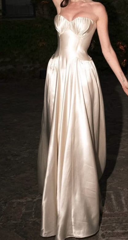 Luxurious Champagne Satin Strapless Sweetheart Corset A-Line Long Wedding Dress AE197