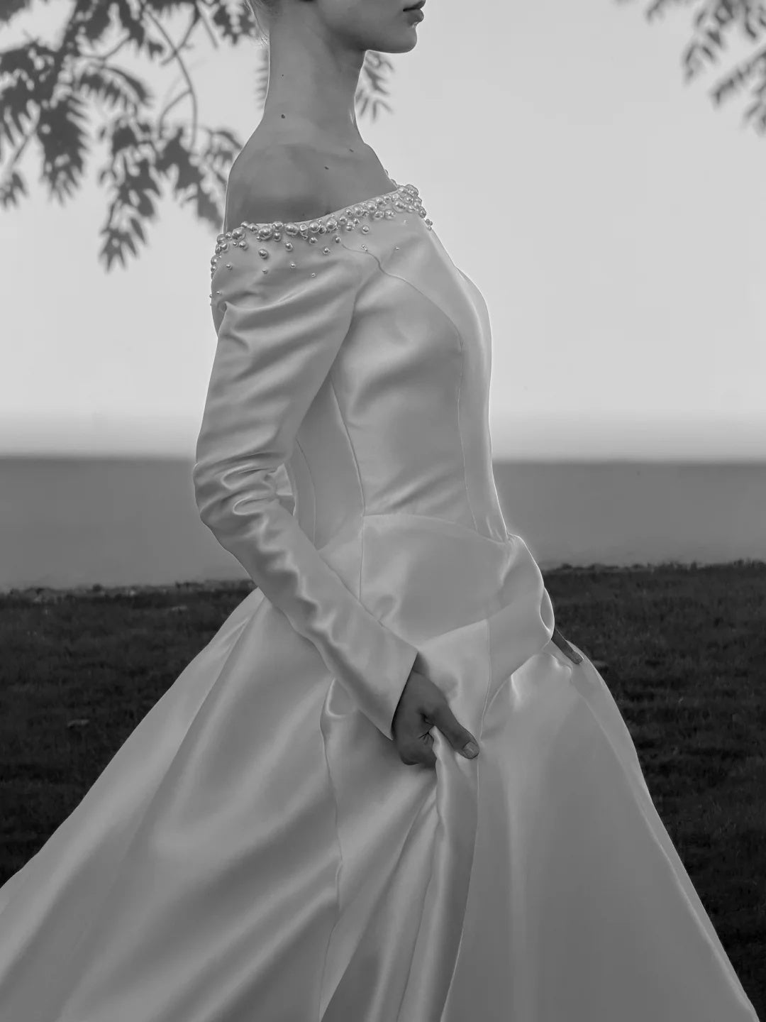 Classic White Satin Bateau Neck Long Sleeve Pearl Beaded A-line Long Wedding Dress With Chapel Train AE204