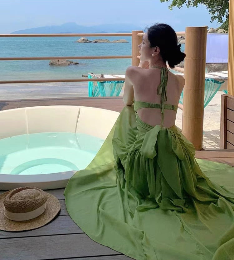 Flowy Beach Vacation Lightweight Dress With Natural Waist Fashion Halter Dress AP0293