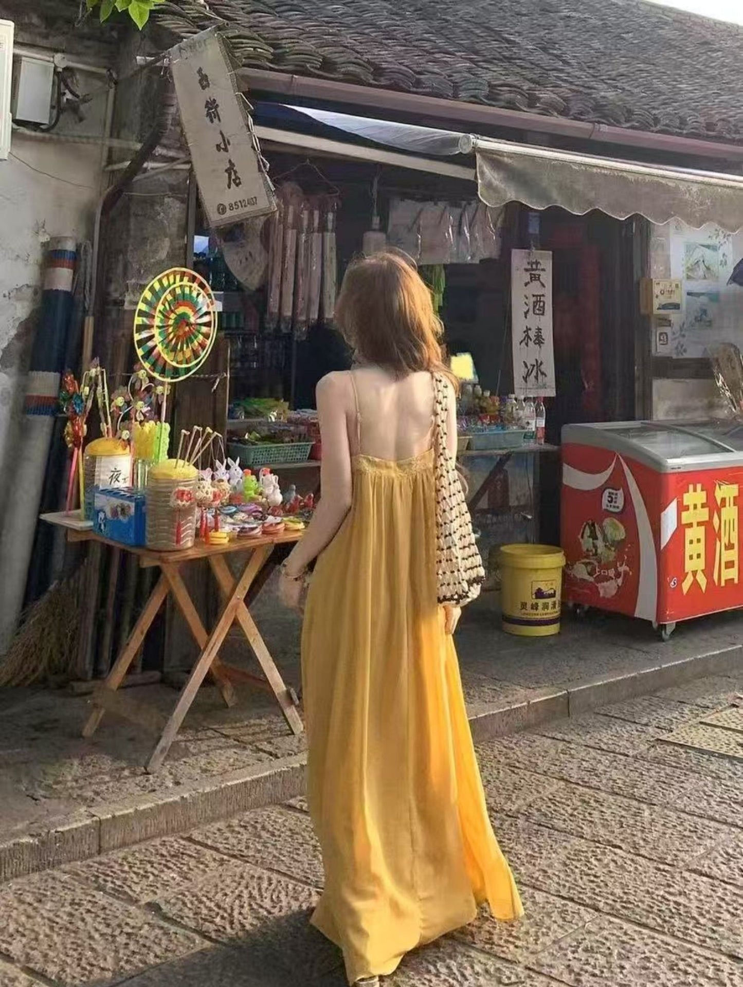 Hot Sales Loose Fit V Neck Soft Material Vacation Oversize Dress Spaghetti Strap Long Dress AP0298