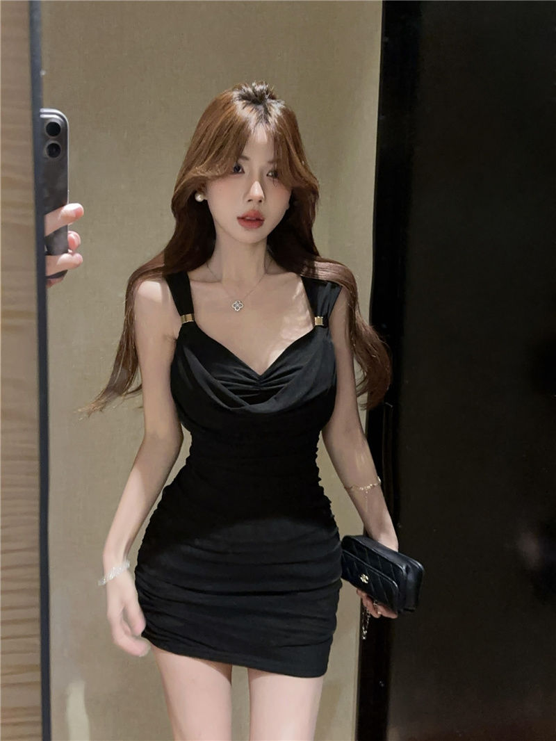 2025 Newest Summer Skirt Stretchy Sheath Dress With Strap Sleeveless Short Dress AP0308