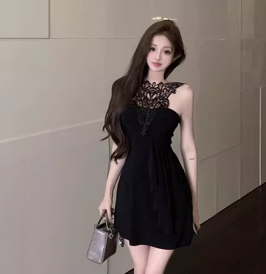 Morden Alluring Bodycon Lace Edge Party Skirt Sleeveless Halter Short Dress AP0311