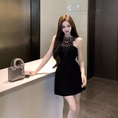 Morden Alluring Bodycon Lace Edge Party Skirt Sleeveless Halter Short Dress AP0311