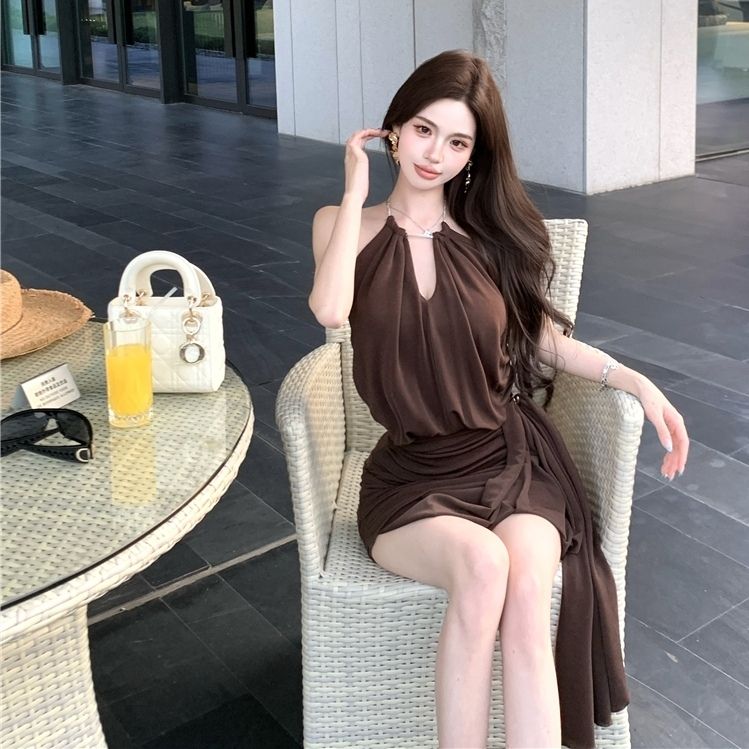 Summer Sleeveless Bodycon Chic Skirt  Backless Stretchy Fabric V Neck Halter Short Dress AP0330