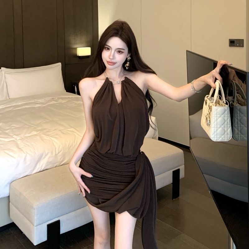 Summer Sleeveless Bodycon Chic Skirt  Backless Stretchy Fabric V Neck Halter Short Dress AP0330