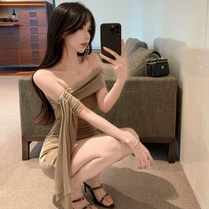 Novelty Off-Shoulder Asymmetric Strap Hip-Hugging Dress Bizarre DesignBodycon Short Dress AP0331