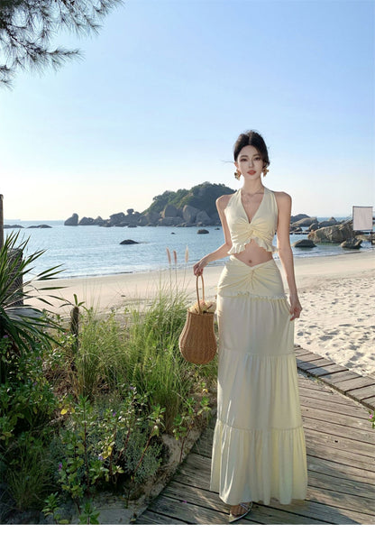 Travel Outfit Set Ruffled Lightweight Dress with Open Waist V-Neck Halter Dress AP0341