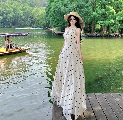 Vacation OOTD Lightweight Dress With Natural Waist Flowy V-Neck Halter Long Dress AP0342