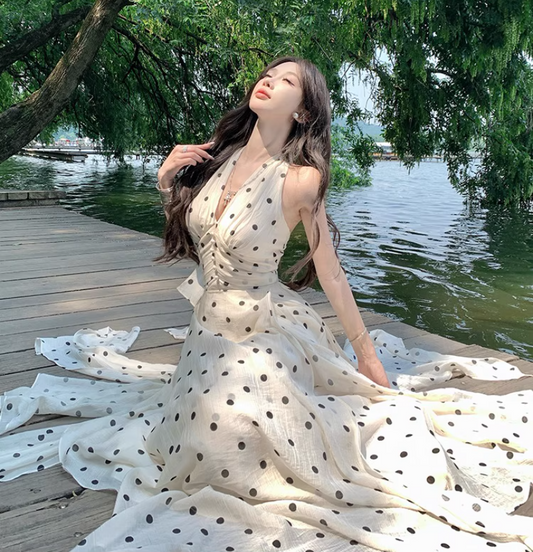 Vacation OOTD Lightweight Dress With Natural Waist Flowy V-Neck Halter Long Dress AP0342