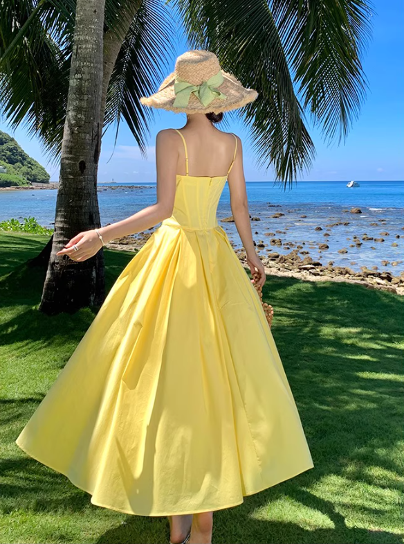 Summer Vacation Waist-Cinching Flowy Dress Spaghetti Strap Grace Long Dress AP0343