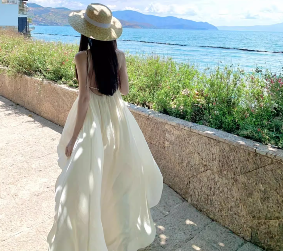 Lace Splicing Backless Brightening Ruffled Dress Spaghetti Strap Vacation Long Dress AP0419