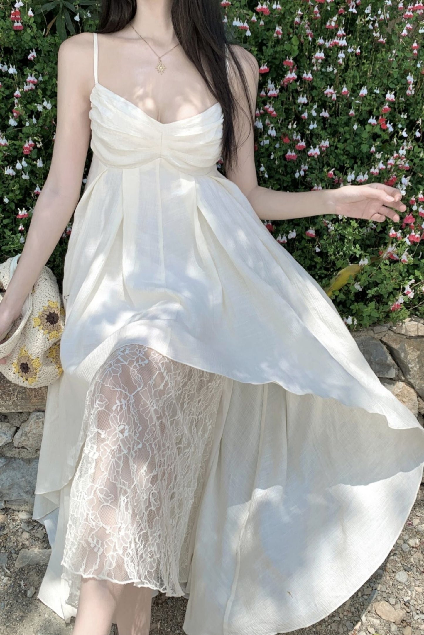 Lace Splicing Backless Brightening Ruffled Dress Spaghetti Strap Vacation Long Dress AP0419