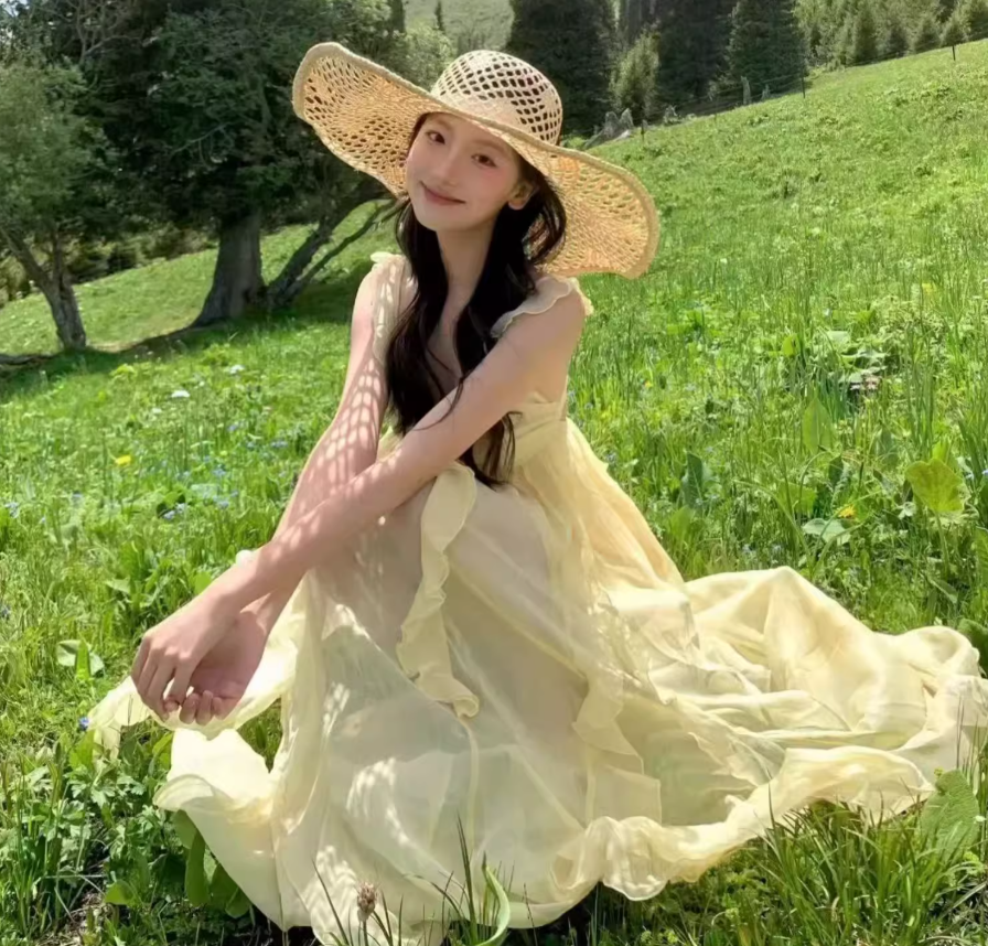 Ethereal Off-Shoulder Maxi Dress Seaside Photo Outfit Flowy Romantic Spaghetti Strap Long Dress AP0431