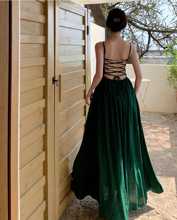 Elegant High-Slit Ethereal Draped Dress Brightening Spaghetti Strap Seaside Vacation Long Dress AP0434