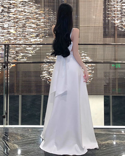 Fashionable Backless Spaghetti Strap Maxi Dress Bowknot Design Feast Elegant Long Dress AP0438