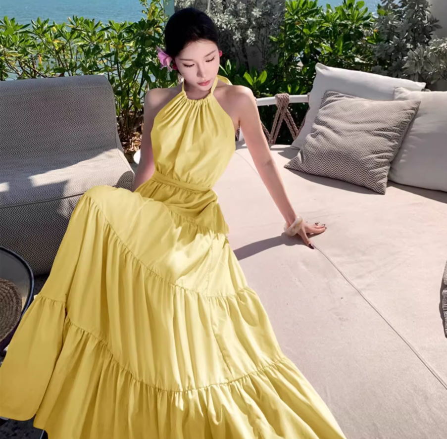 2025 Vacation Sleeveless Backless  Maxi Dress Beach Photo Casual Halter Dress  AP0443