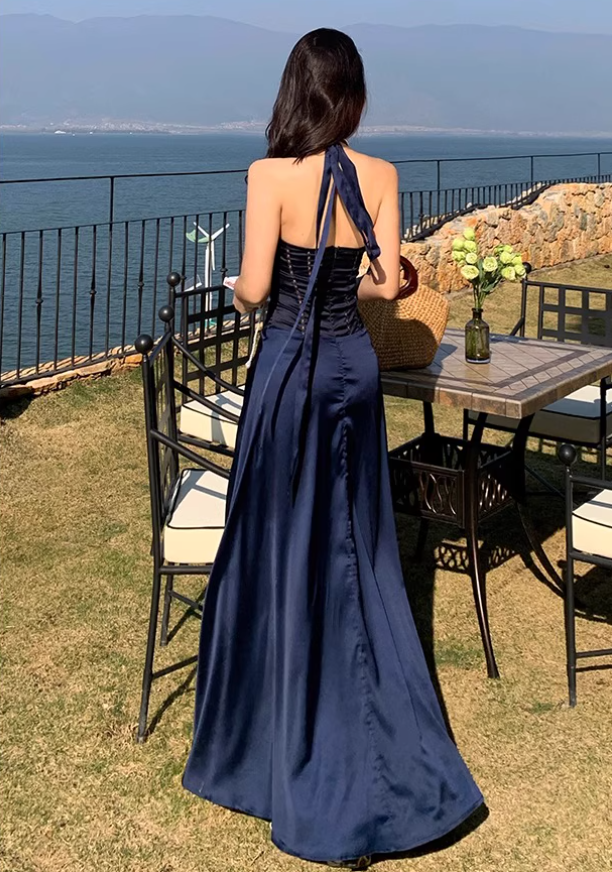 V Neck Vacation Midi Dress Backless Seaside Hollow-Out Halter Long Dress AP0444