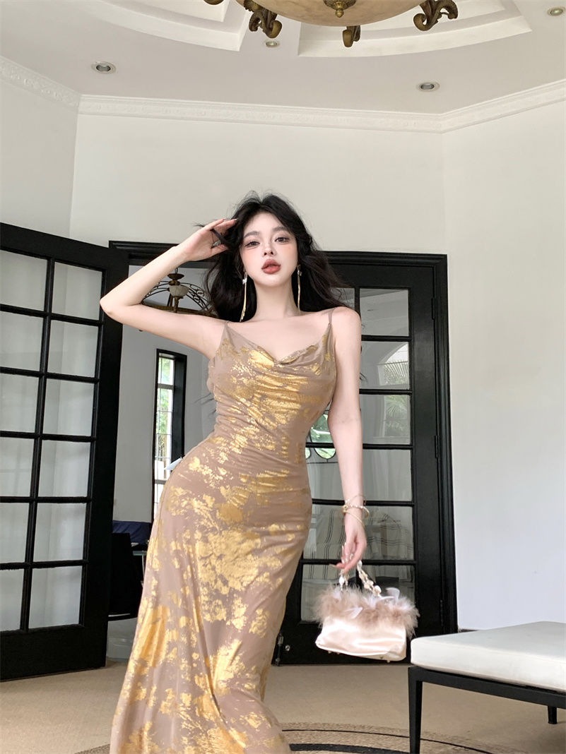 Vibrant Smooth Fabric Glow Maxi Dress Brightening Spaghetti Strap Vacation Long Dress AP0451