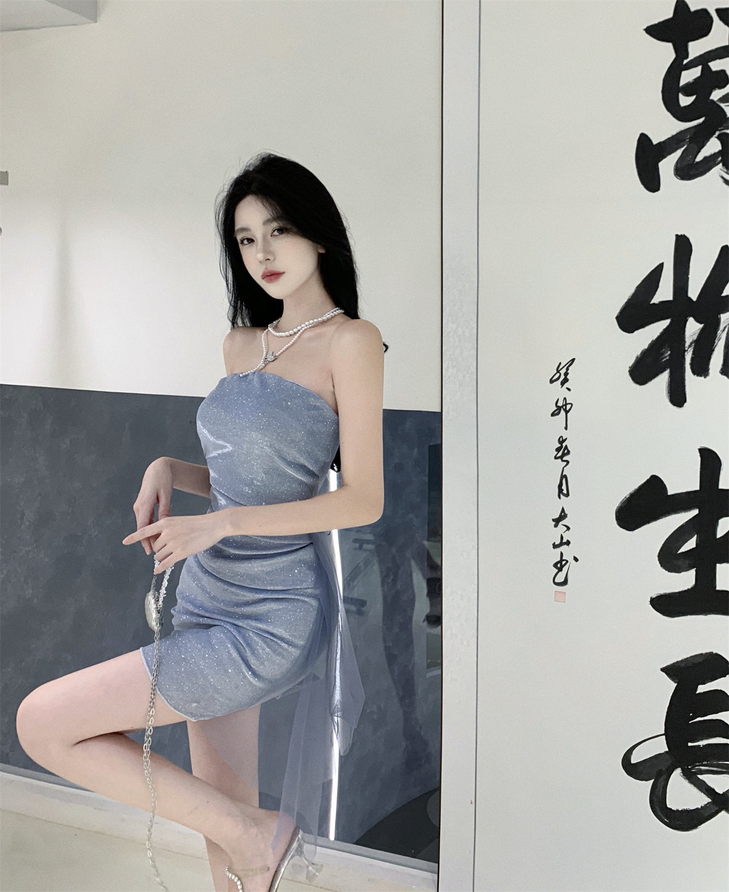 Simple Style Sleeveless Summer Skirt Strapless Glow Fabric Party Bodycon Short Dress AP0469