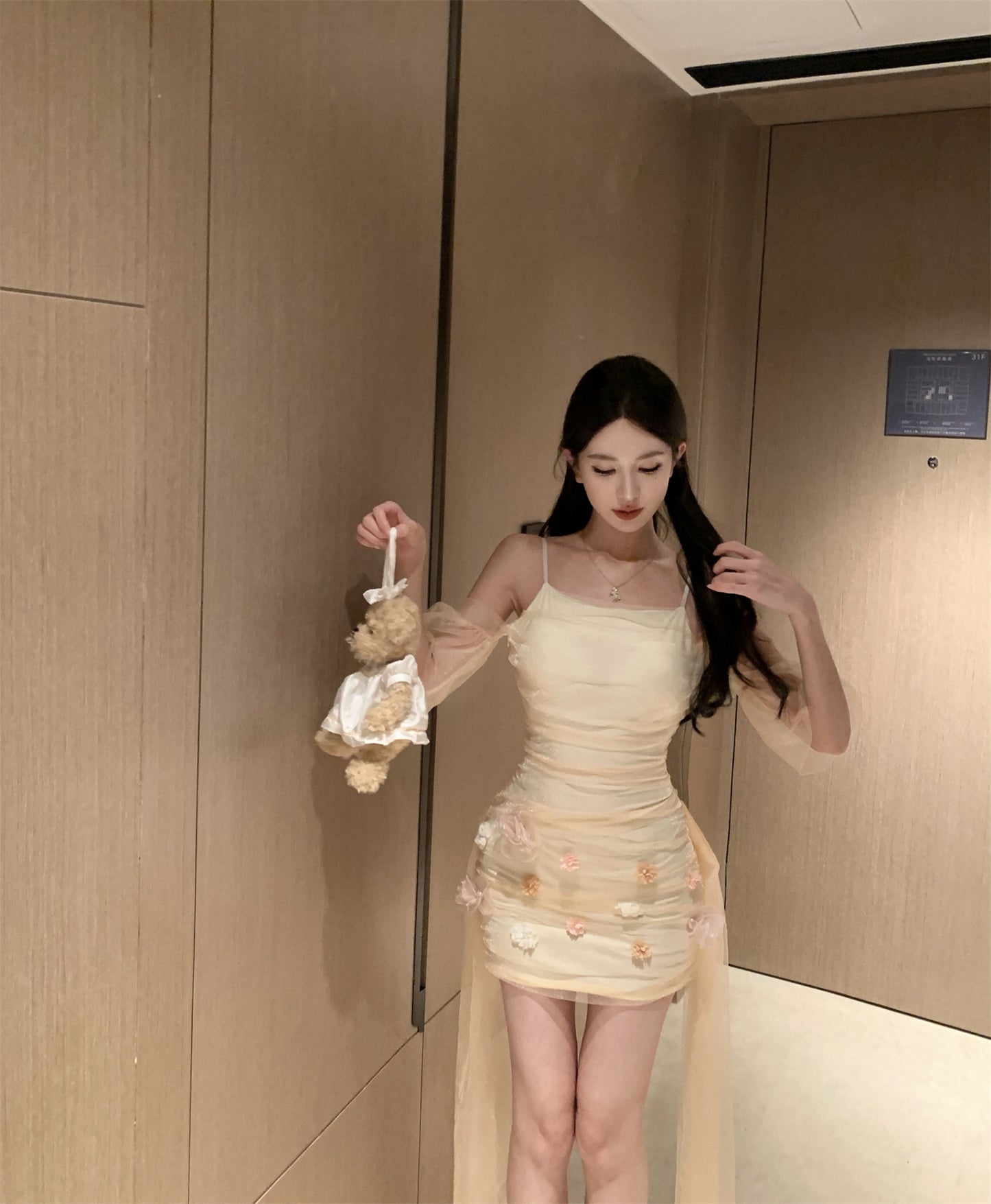 Chic Ethereal Off-Shoulder Mini Skirt Party Ethereal Tulle Sheath Short Dress AP0474