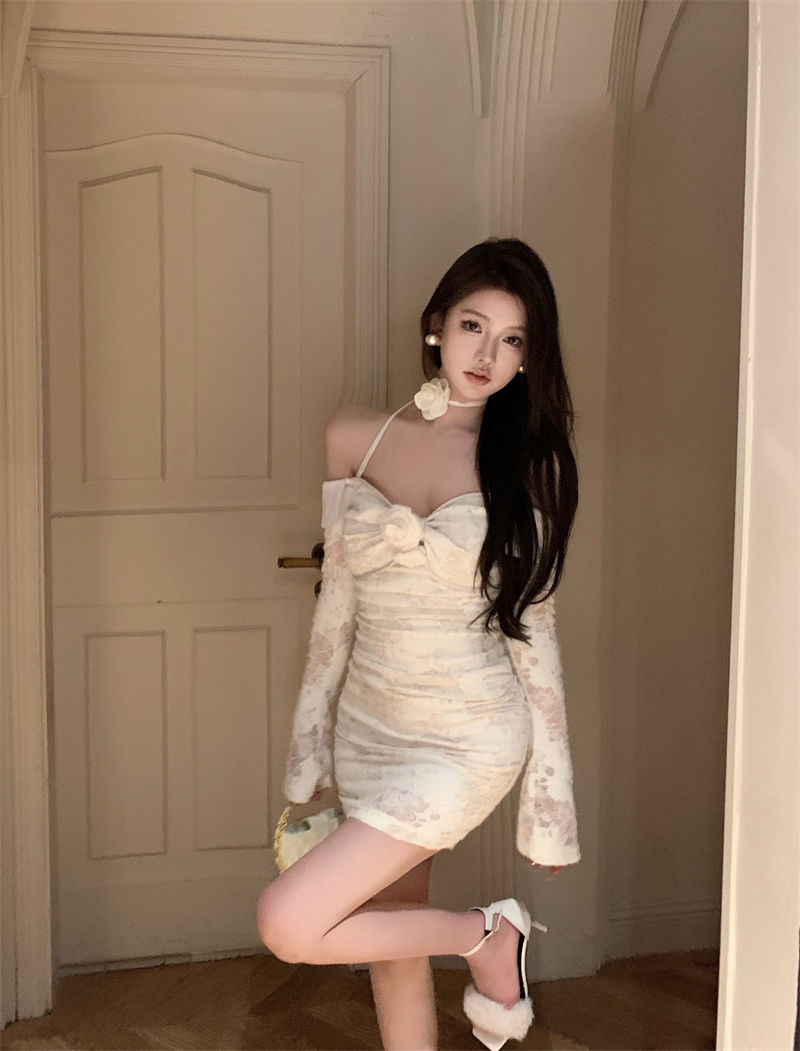 Long Sleeve Floral Print Chic Halter Skirt Charming Women Close-Fitting Short Dress AP0481