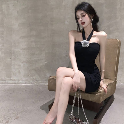 Charming Floral Design Simple Mini Skirt Waist-Cinching Vogue Backless Halter Short Dress AP0511