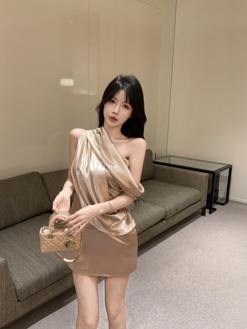 One Shoulder lustrous Chic Dress Strapless Waist-Cinching Draped Short Dress AP0527
