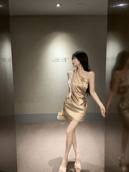 One Shoulder lustrous Chic Dress Strapless Waist-Cinching Draped Short Dress AP0527