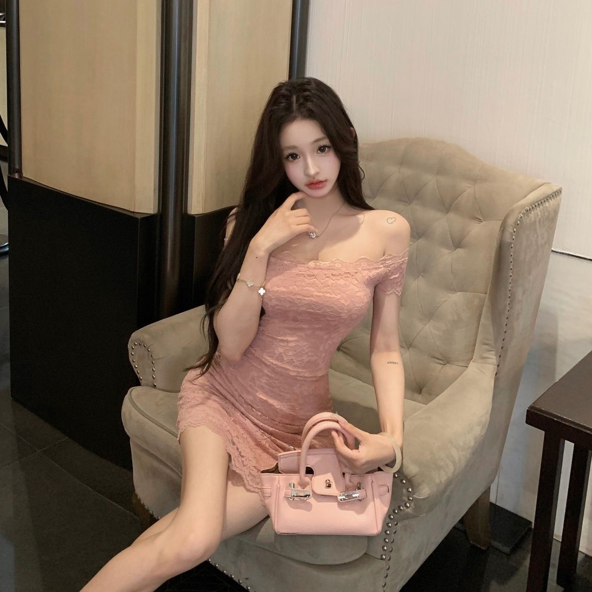 Chic Off-Shoulder Hugging Short Skirt Sexy Tulle Trimmed Sheath Short Dress AP0529