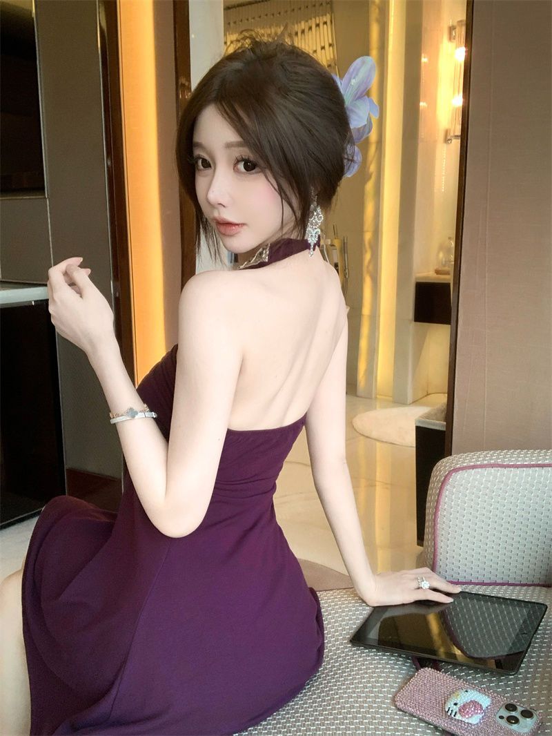 Everyday Wear Sleeveless Skirt Flowy Alluring Pleats Fitting Halter Short Dress AP0532