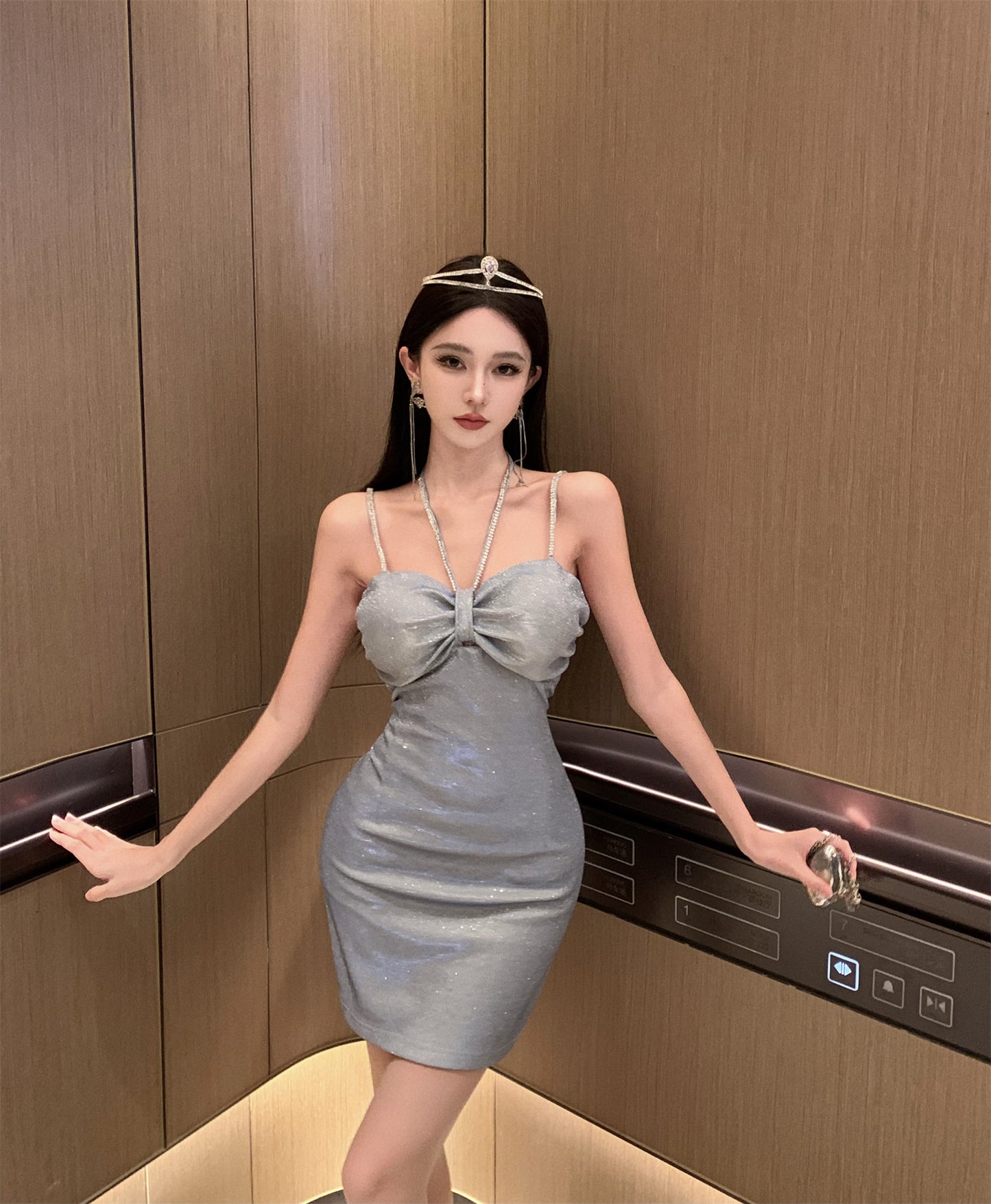 Lustrous Fabric Party Princess Halter Short Skirt Backless Hugging Short Dress AP0552