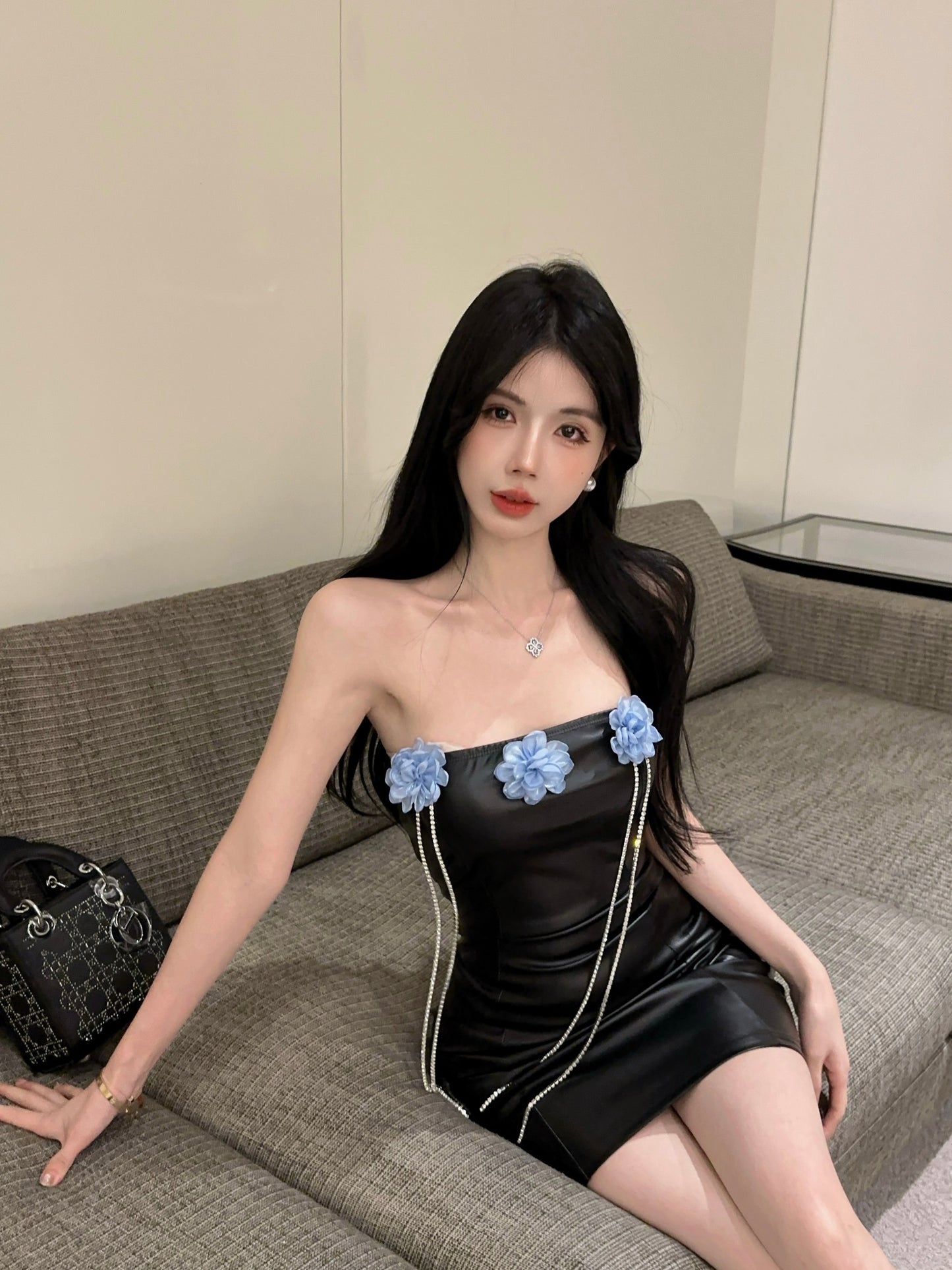 Floral Tassel Ornament Strapless Mini Skirt Leather Texture Hip-Hugging Short Dress AP0557