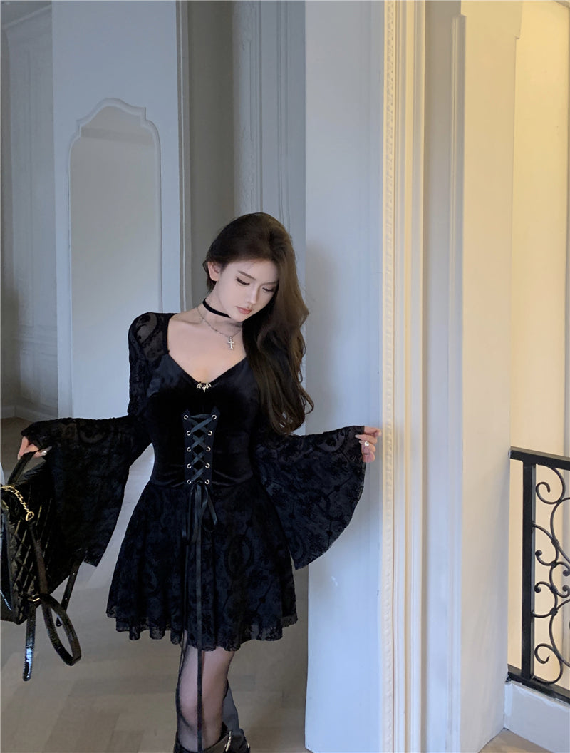 Vintage Tulle Flare Sleeve Charming Skirt Sweetheart Neck LBD Velvet Texture Short Dress AP0562