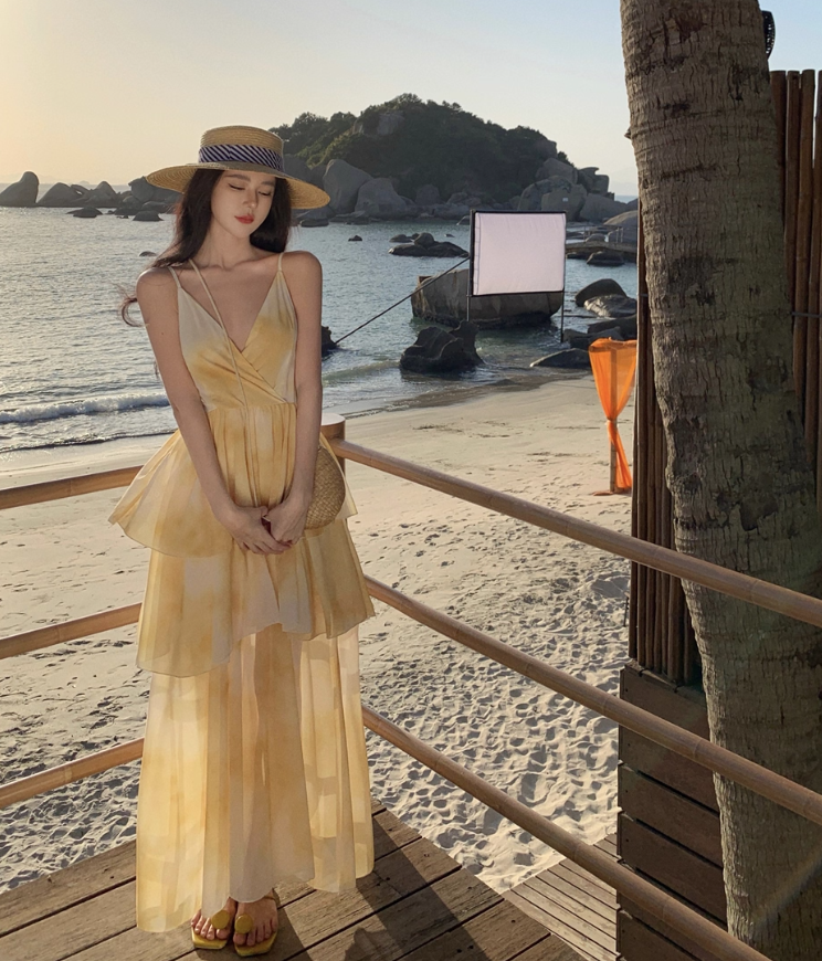 Vibrant Summer Beach Ruffles Hem Layered Maxi Dress Tie-Dye V Neck Long Dress AP0592