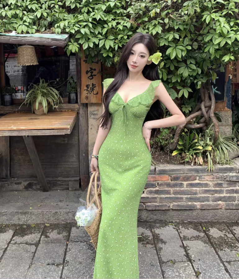 Lightweight Soft Fabric Ruffles Trimmed Maxi Dress Spaghetti Strap Vibrant Long Dress AP0603