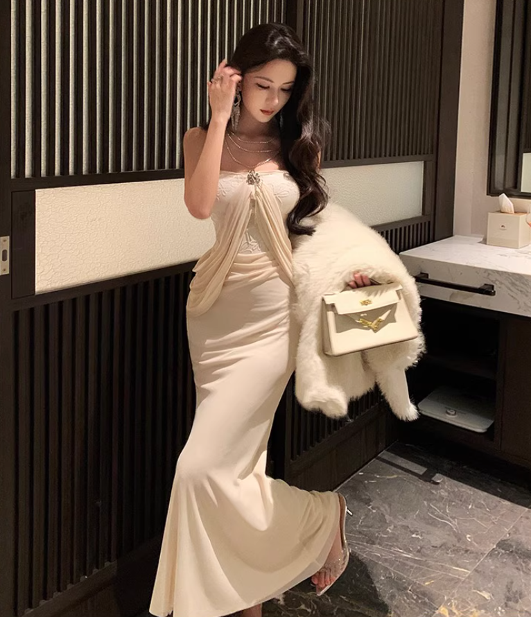 French-Inspired Off-Shoulder Shawl Strapless Maxi Dress Soft Fabric Bodycon Long Dress AP0606