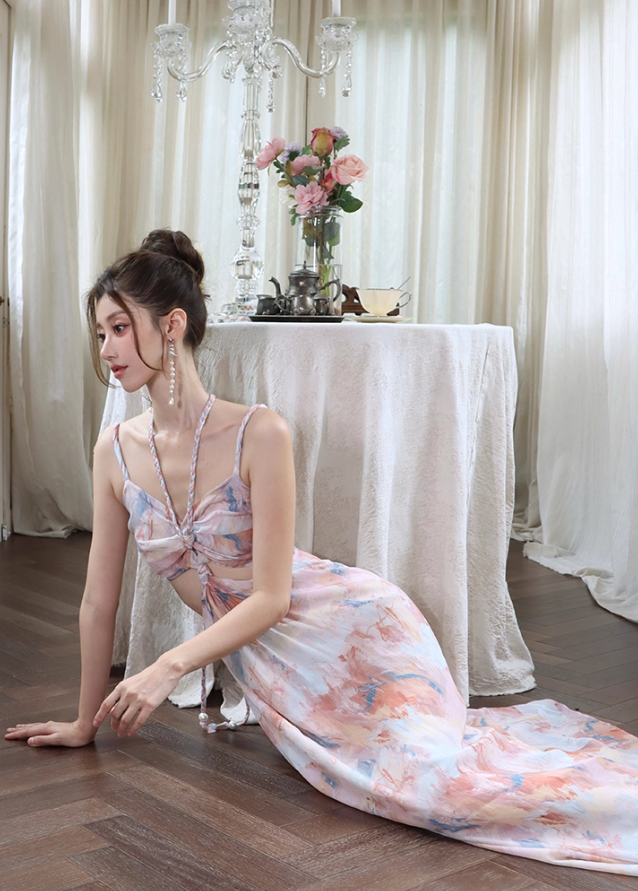 French Retro Oil Painting Style Maxi Dress Open-Waist Halter Neck Long Dress AP0608