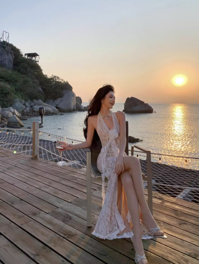 Floral Lace Design Sheath Maxi Dress High-Slit Double Layers Bodycon Halter Long Dress AP0611