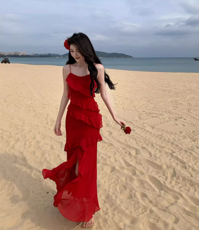 Elegant High-Slit Ruffles Hem Summer Maxi Dress Spaghetti Strap Sexy Long Dress AP0618