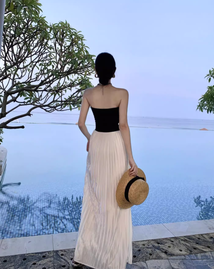 White-Black Splicing Strapless Flowy Hem Sundress Waist-Cinching Long Dress AP0629