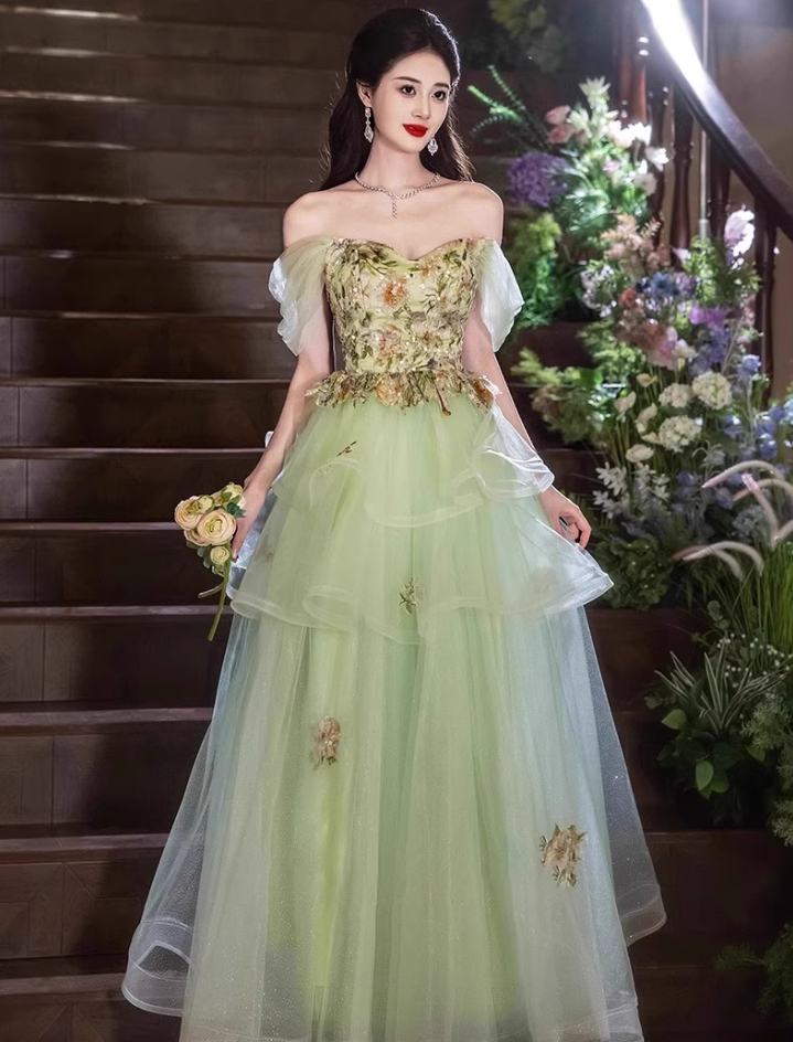 Forest-Inspired Off-Shoulder Embroidery Evening Gowns Cascade Tulle Hem A-line Prom Dress AP0647