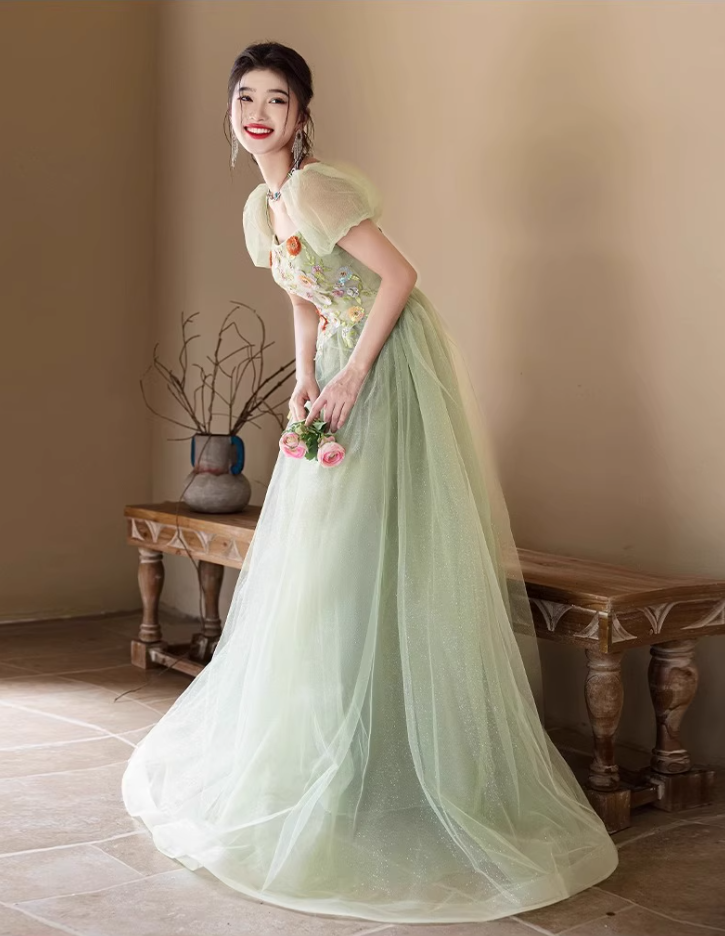 Luxury Sequins Cascade Tulle Hem Puff Sleeve Chic Embroidery A-line Prom Long Dress AP0651