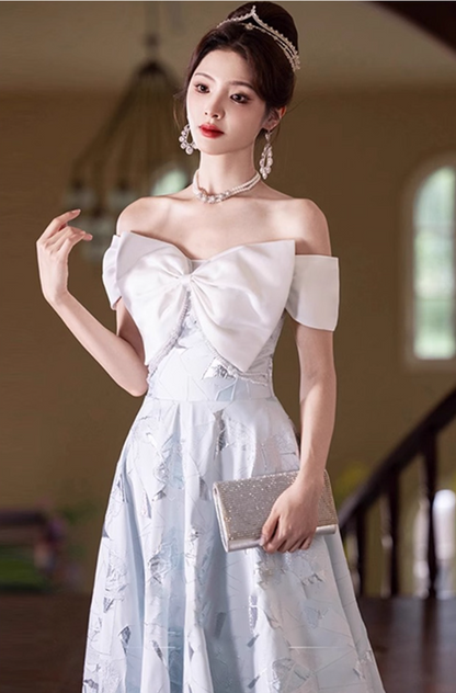 Off-Shoulder Bow-Knot Beading Evening Gowns Backless Sheen Fabric A-line Prom Dress AP0652