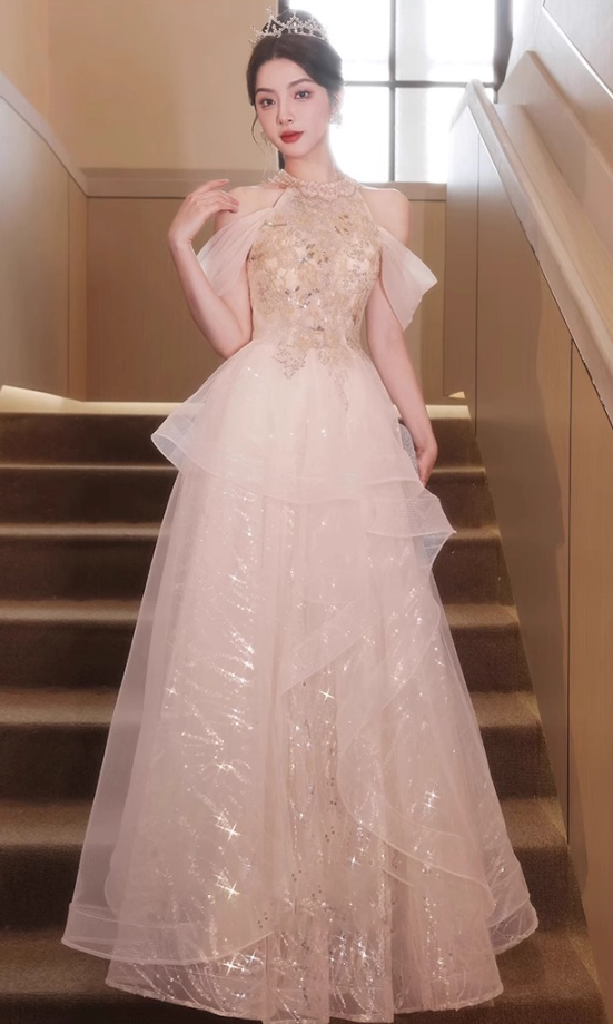 Off-Shoulder Ruffles Tulle Splicing Socialite Feast Sequins Glow Host Halter Prom Dress AP0653