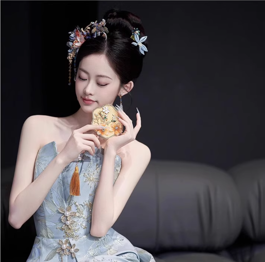 Oriental Pale Blue Watteau Strapless Feast Dress Beading Applique Floral Print Sheath Prom Dress AP0663