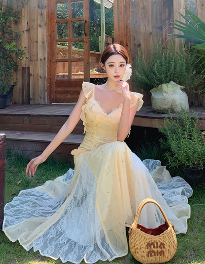 French Floral Print lace Splicing Maxi Dress Flowy Romantic Flutter Strap Long Dress AP0684