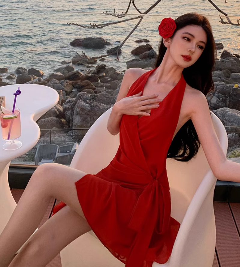 Summer V-Neck Refined Mini Dress Close-Fitting Backless Halter Short Dress AP0685