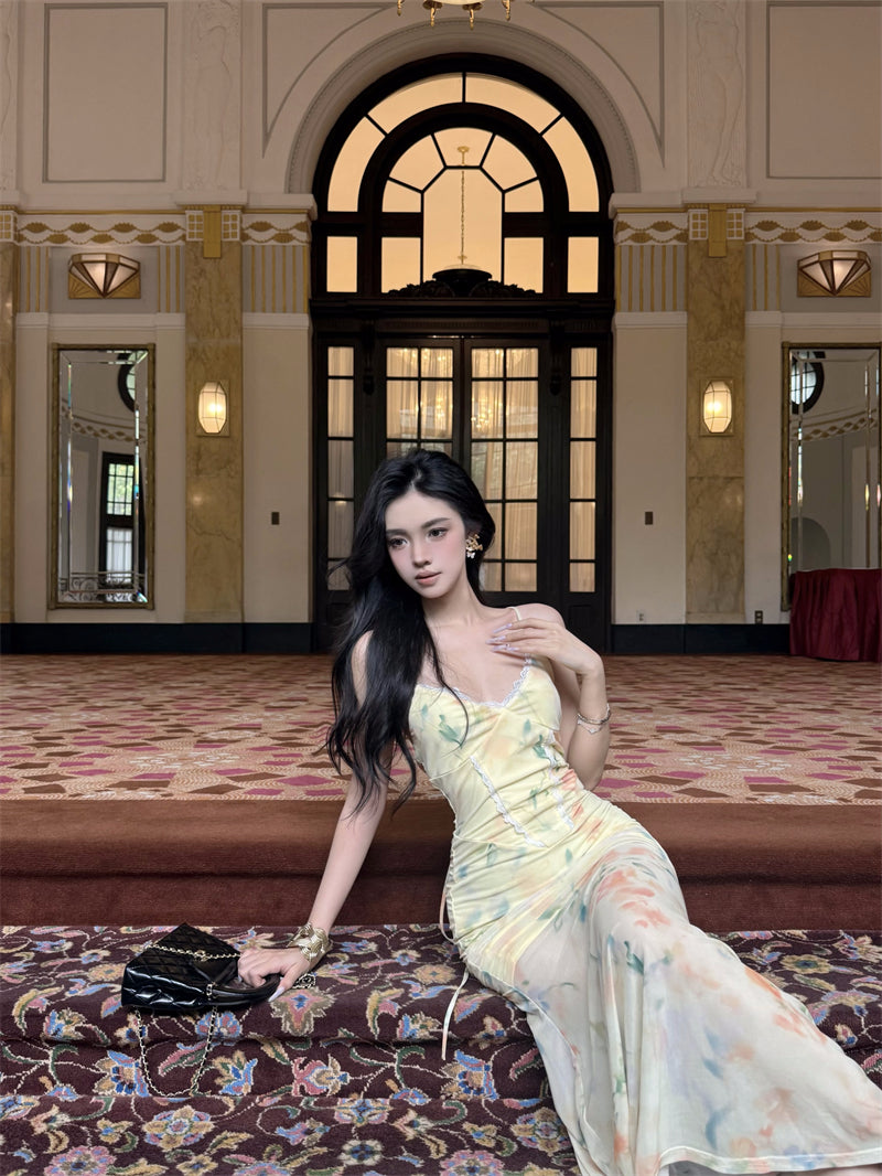 Floral Lace-Spliced Vibrant Mermaid Dress Spaghetti Strap Waist-Cinched Long Dress AP0712