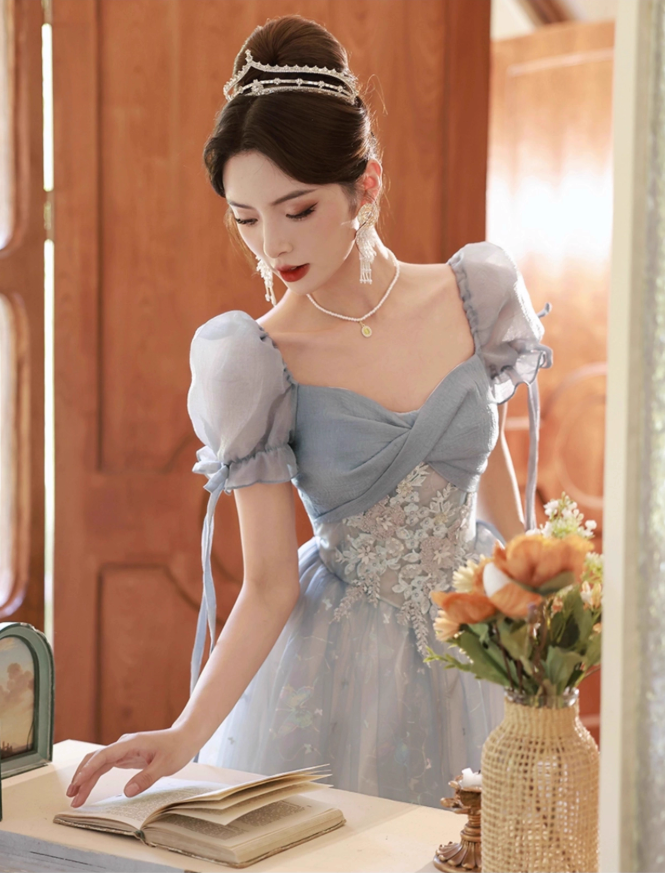 Vogue Pale Blue Lustrous Tulle Hem Maxi Dress Reflective Hidden Pattern Puff Sleeve Prom Long Dress AP0722