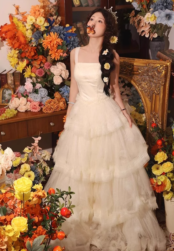 Elegant Off-Shoulder Ball Gown Gorgeous Strapless Trimmed Evening Dress A-line Prom Dress AP0728